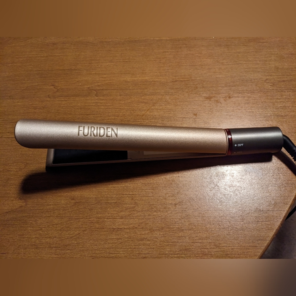 Flat iron